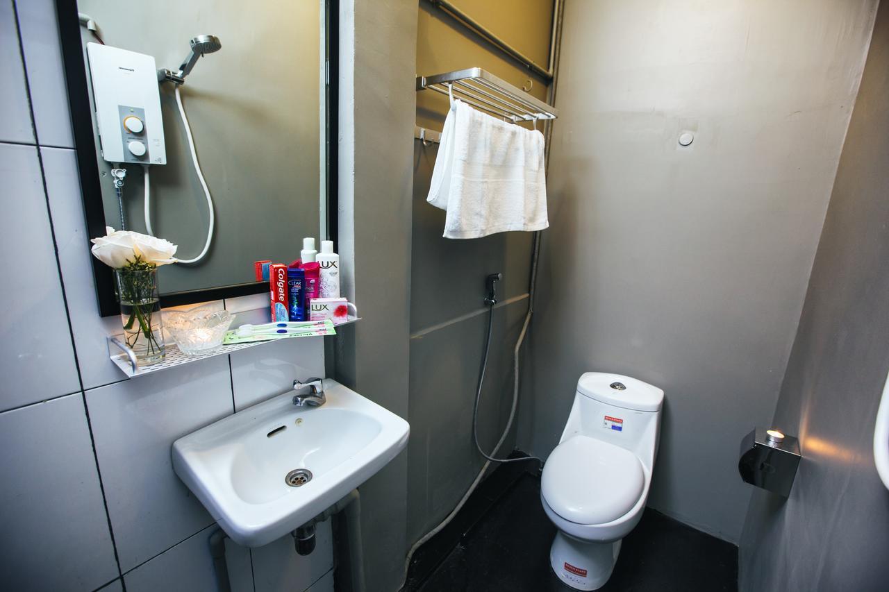 The Share Phnom Penh Hostel Ngoại thất bức ảnh