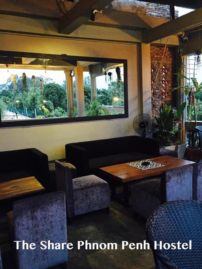 The Share Phnom Penh Hostel Ngoại thất bức ảnh